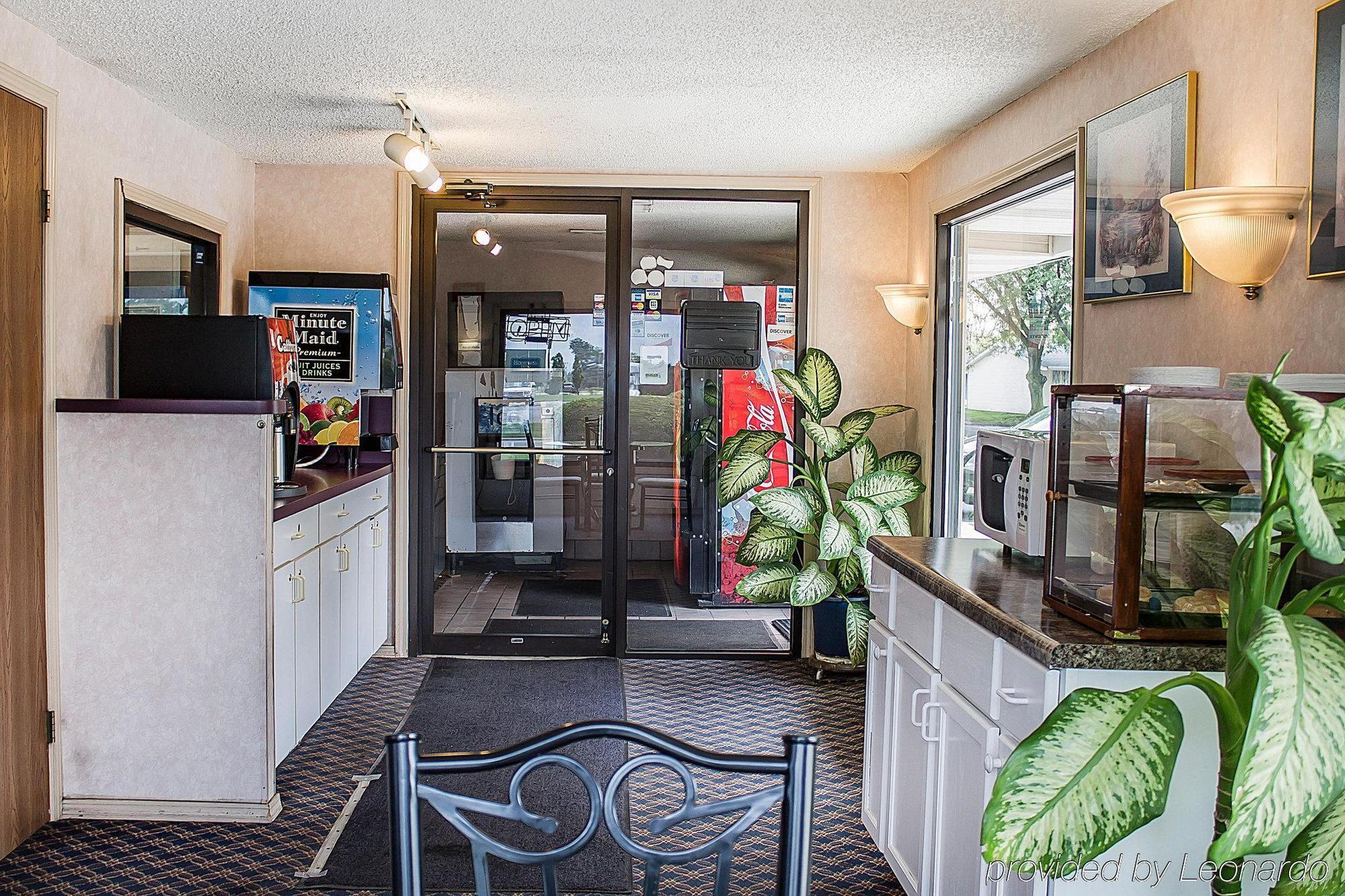 Rodeway Inn Финдли Экстерьер фото